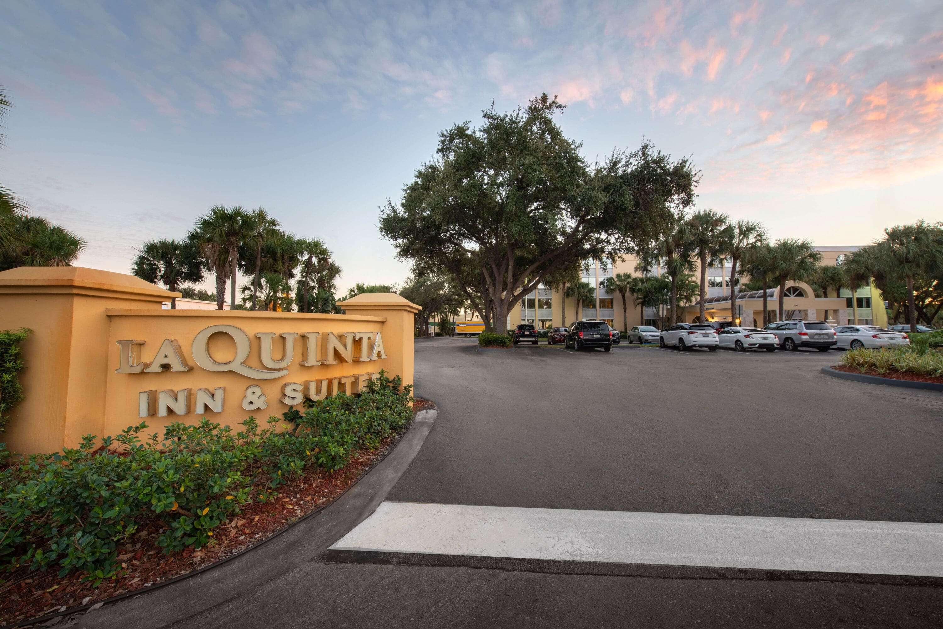 La Quinta I-95 Deerfield Beach - Next To The Home Depot & Behind The Wawa Exterior photo
